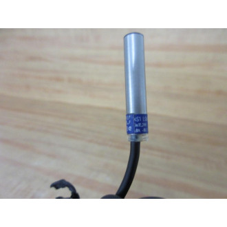 Telemecanique XS1 L06PA340 Schneider Electric Proximity Switch - New No Box