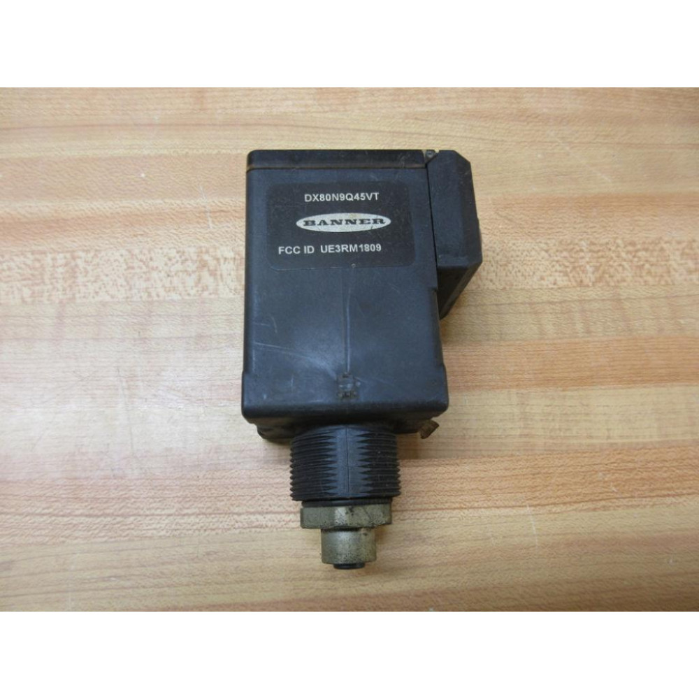 Banner DX80N9Q45VT Photoelectric Sensor - Used