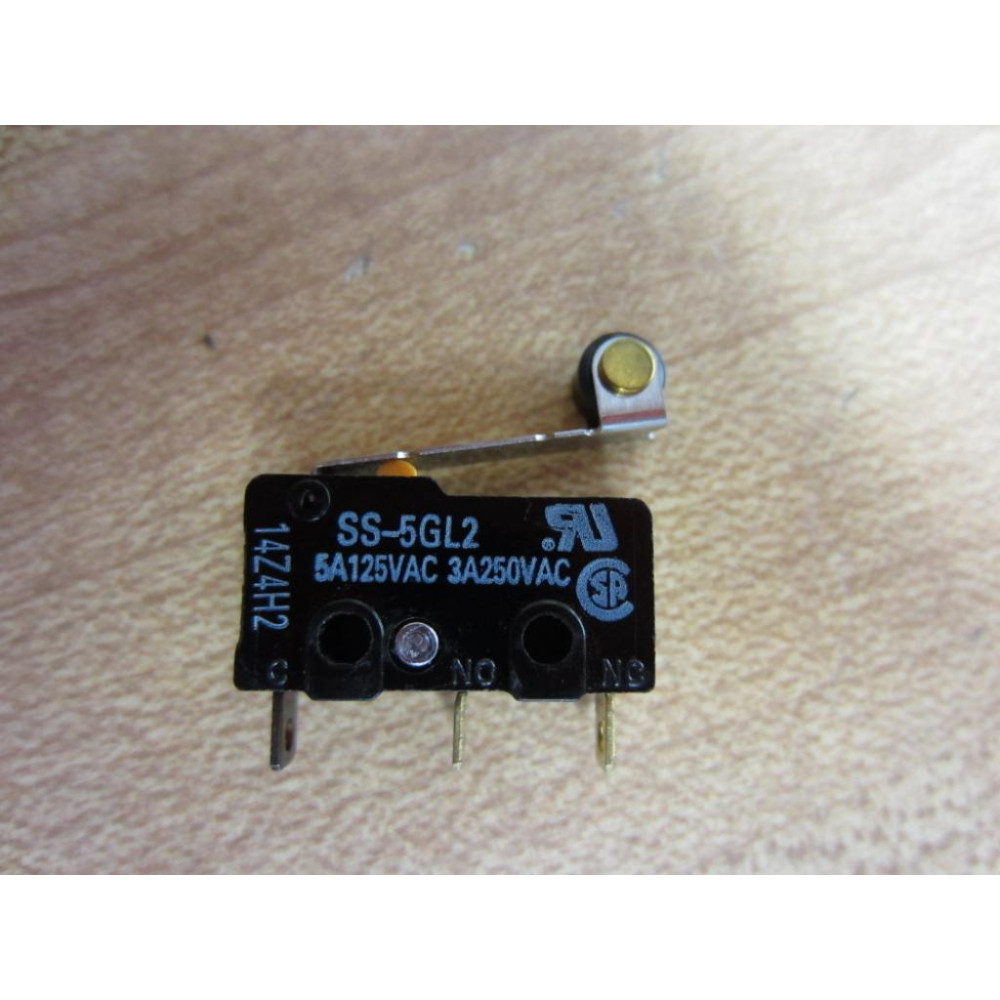 Omron SS-5GL2 Snap Action Switch SS5GL2 - New No Box