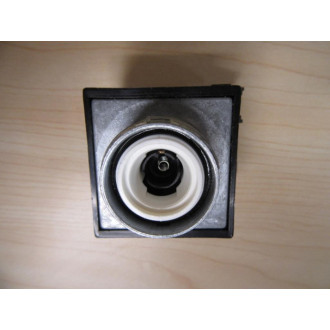 General Electric CR104PXG48 Socket wBulb Core Only, Push - New No Box