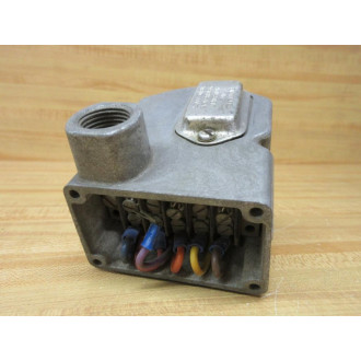 Barksdale D2T-A3-Q24 Pressure Switch D2TA3Q24 - Used