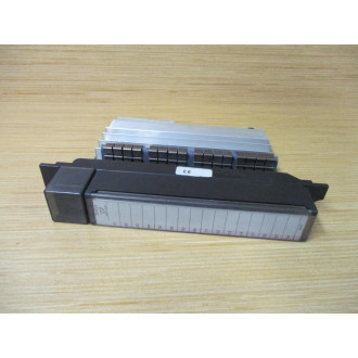 Fanuc IC697MDL340 Output Module D5B7A2, Chipped - Used
