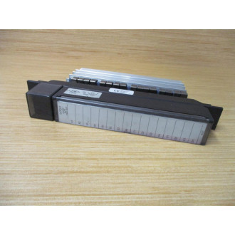 Fanuc IC697MDL340 Output Module D5B7A2 - Used