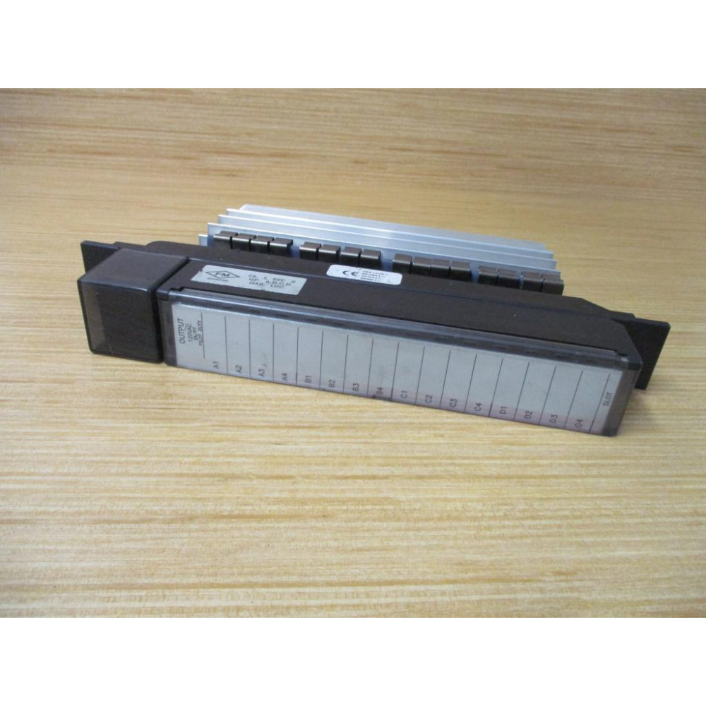 Fanuc IC697MDL340 Output Module D5B7A2 - Used