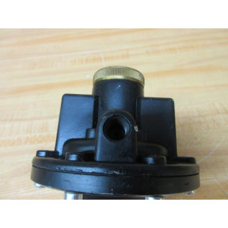 Coilhose Pneumatics 8808H Pneumatic Regulator - Used