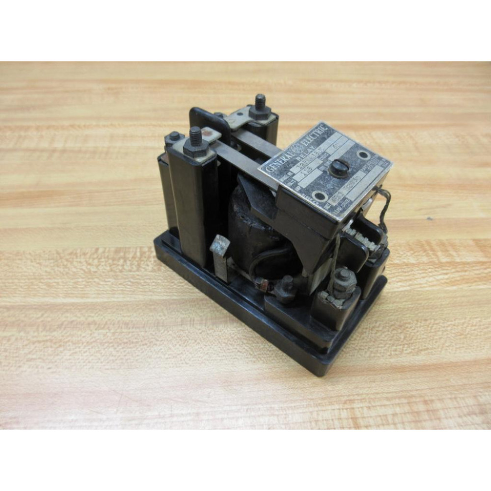 General Electric 12HGA15J1 Auxiliary Relay - Used