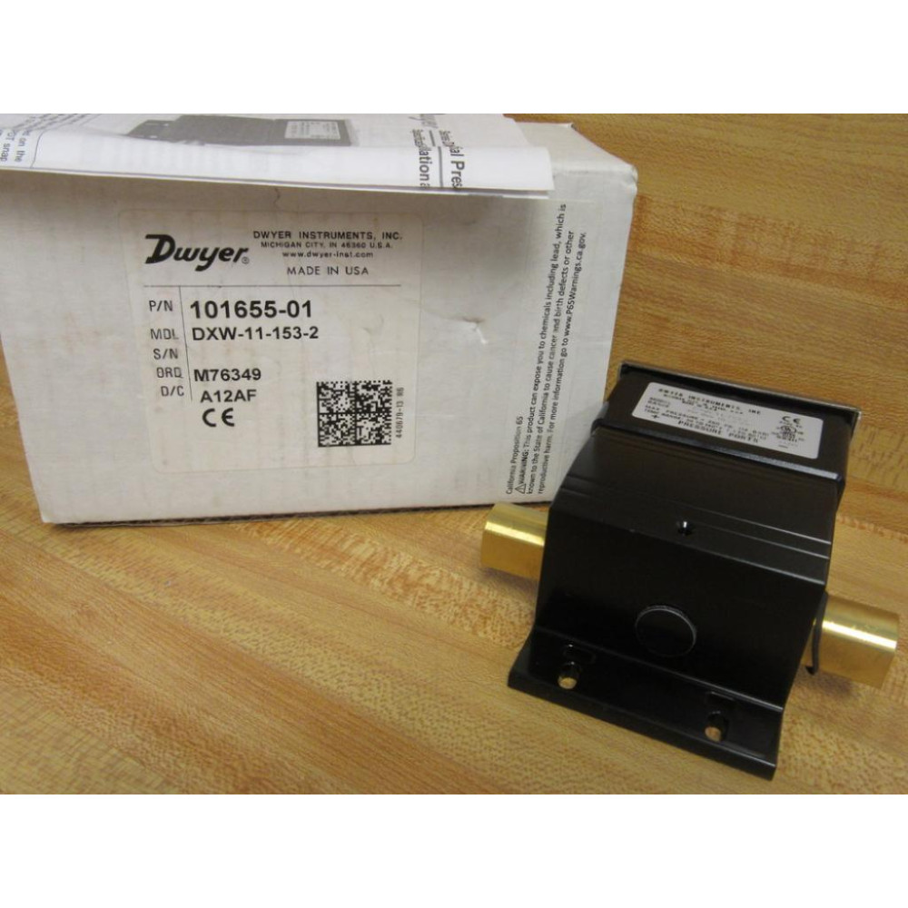 Dwyer DXW-11-153-2 Pressure Switch 101655-01