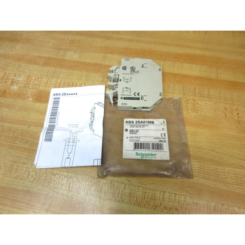 Schneider Electric ABS 2SA01MB Output Interface Module