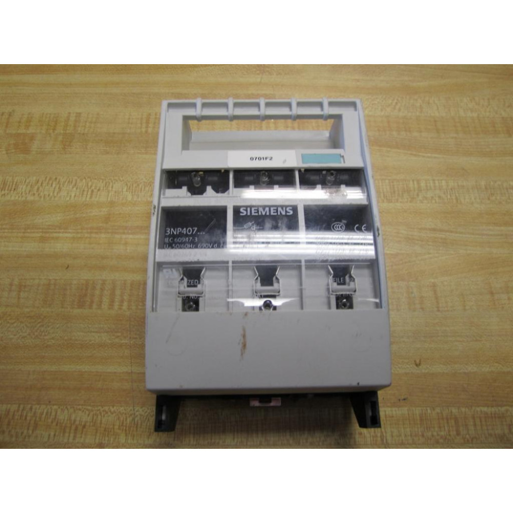 Siemens 3NP407 Recognized Fuse Holder Size 00 - Used