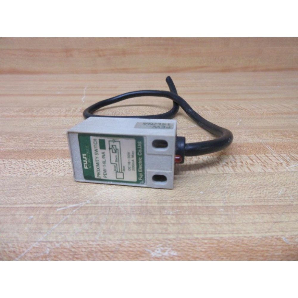 Fuji Electric PEW-14LNA Proximity Switch PEW14LNA - Used
