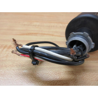 Cutler Hammer E26BL Eaton Stack Light Base With Wiring - Used