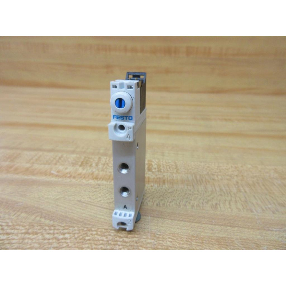 Festo VUVG-L10-M52-MT-M5-1P3 Solenoid Valve VUVGL10M52MTM51P3 - Used