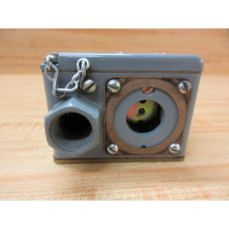 Square D 9025-BCW34 Temperature Switch - Used