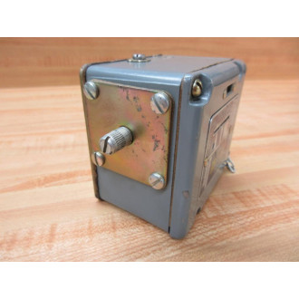 Square D 9025-BCW34 Temperature Switch - Used
