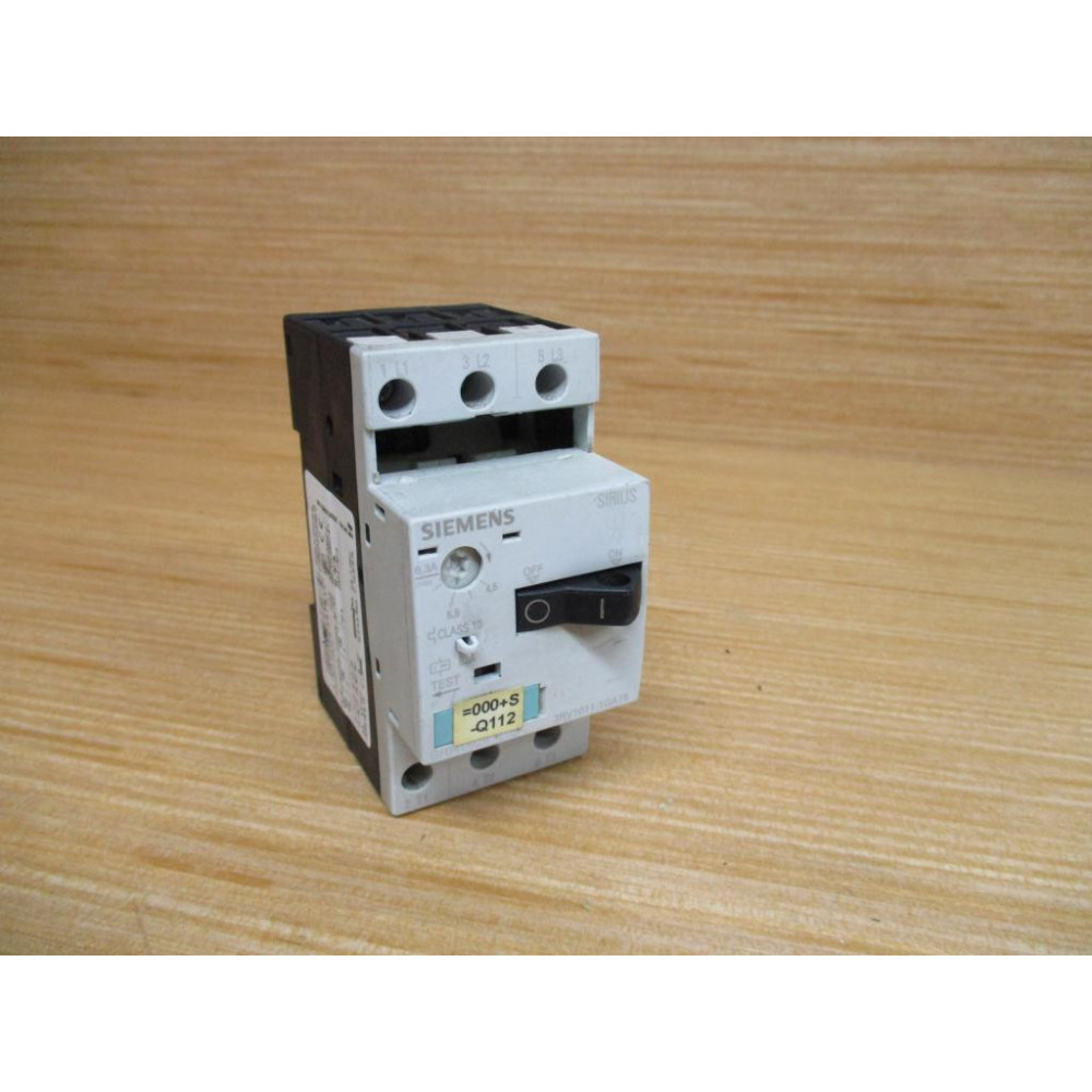 Siemens 3RV1011-1GA15 Circuit Breaker 4.5-6.3 AMP - Used
