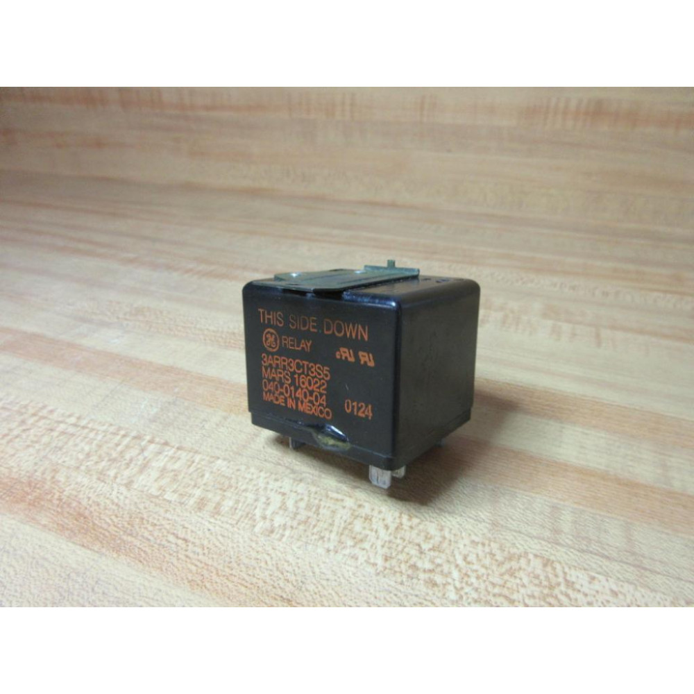 General Electric 3ARR3CT3S5 GE Potential Relay 16022 - Used