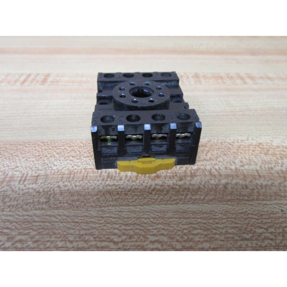 Omron PF083A Relay Socket - Used