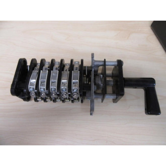 General Electric 16SB1EB4B72SPR2P Rotary Selector Switch - New No Box