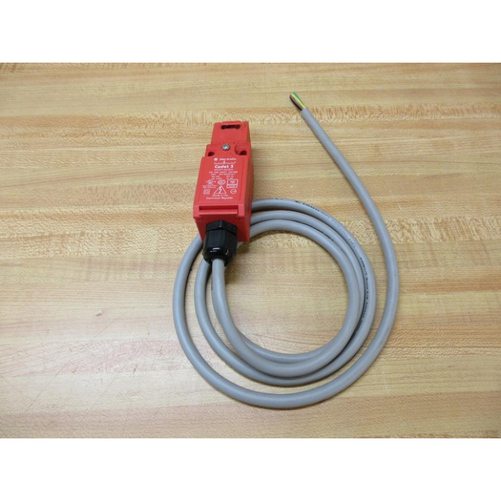 Allen Bradley 440K-C21061 Series A Safety Switch With Wiring - Used