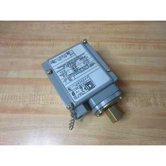 Square D 9012 GDW-24 Pressure Switch 9012GDW24 - New No Box