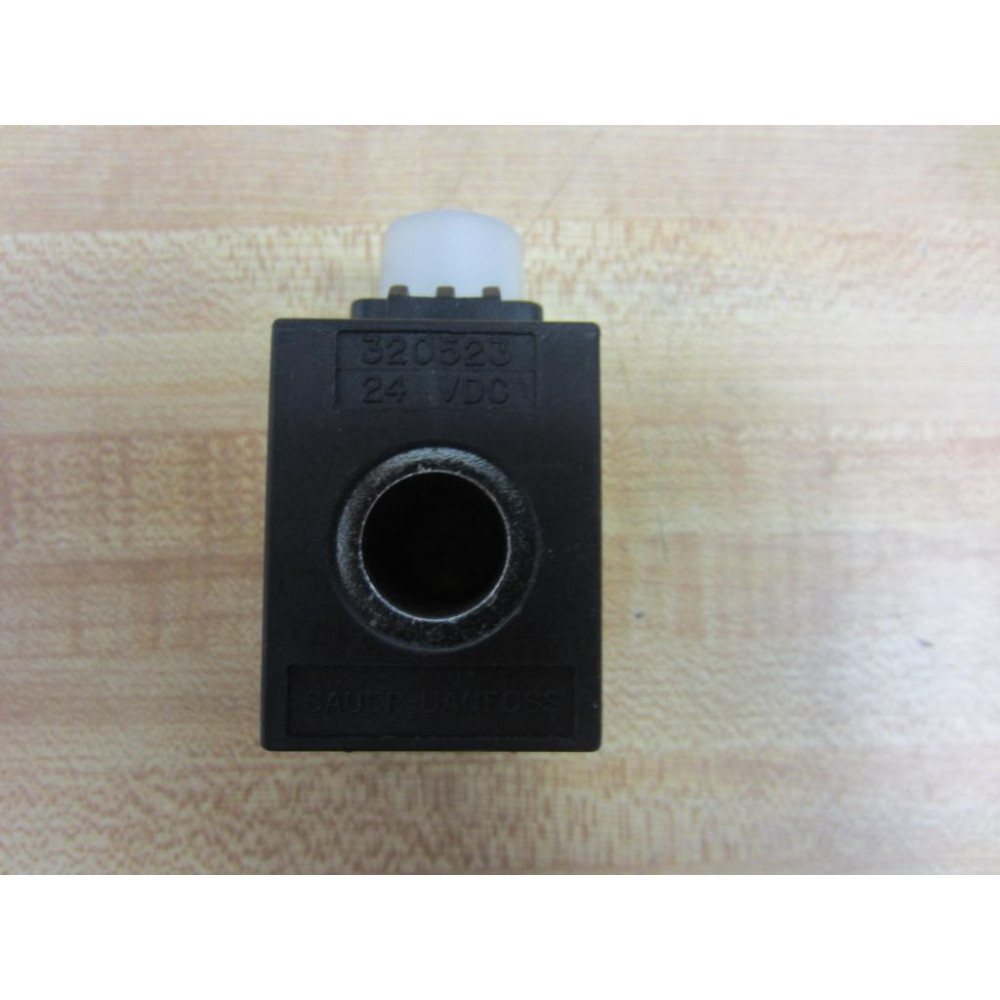 Sauer Danfoss 320523 Solenoid Coil 24Vdc 16 Watt - New No Box
