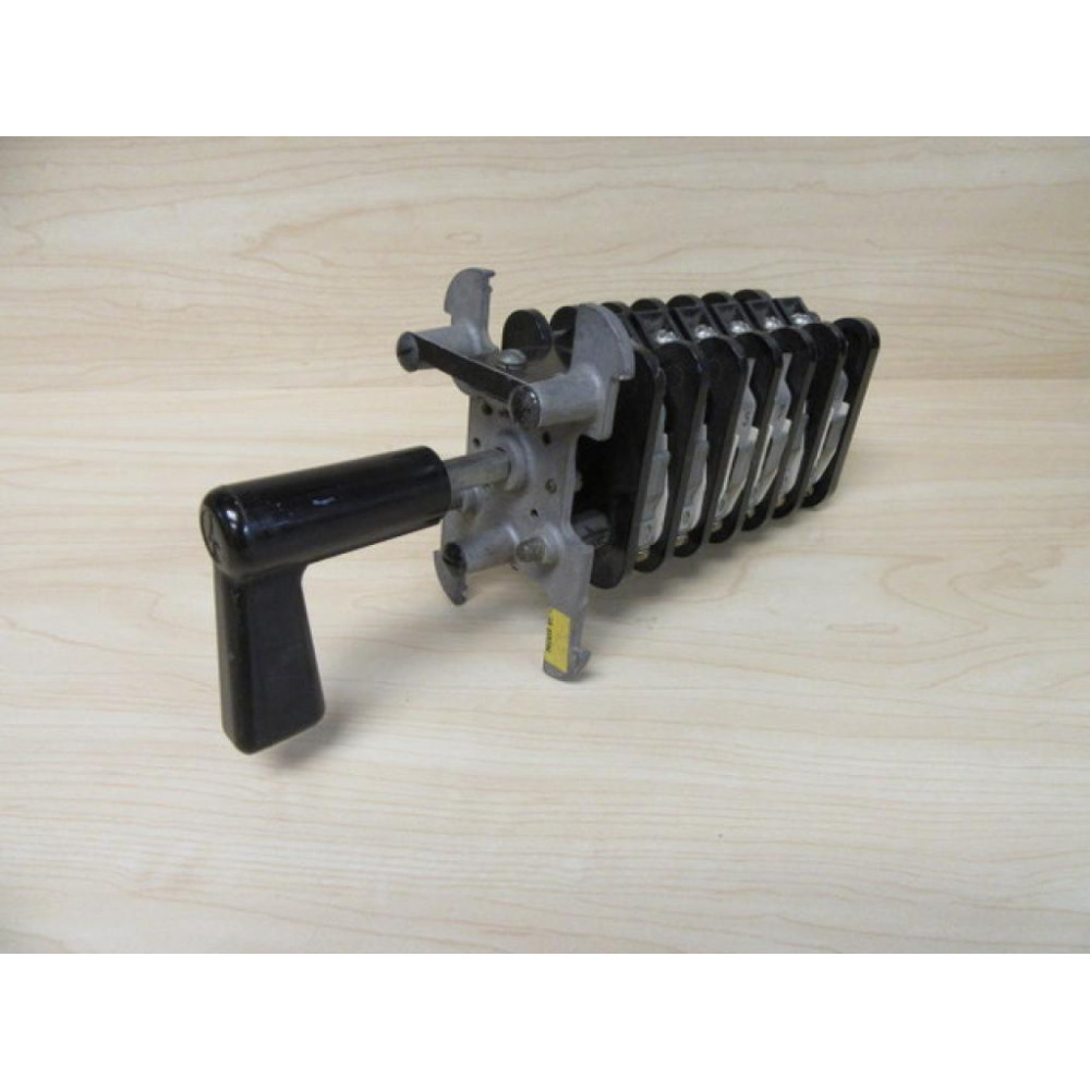 General Electric 16SB1FB2A06SUM2P Rotary Selector Switch - Used