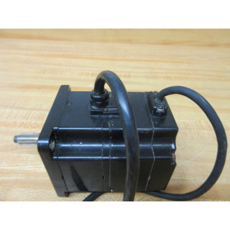 Yaskawa Electric SGMPH-02A1A-YR11 AC Servo Motor SGMPH02A1AYR11 Cracked Body - Refurbished