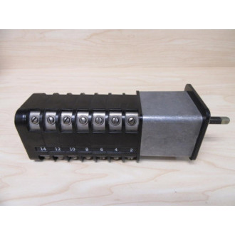 General Electric 10BY557 Rotary Selector Switch Some Shelf Wear - New No Box