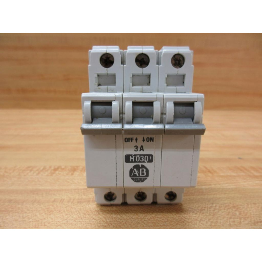 Allen Bradley 1492-CB3 H 030 Circuit Breaker Ser. C Ser B - Used