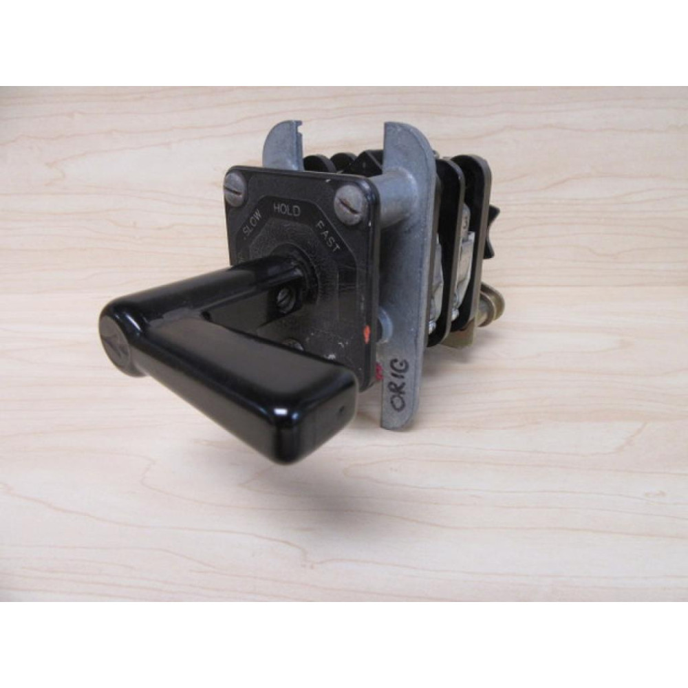 General Electric 16SB9BD4A38SSM2P Rotary Selector Switch - Used