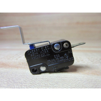Cherry Electric E33 Snap-Action Switch wRoller Lever - New No Box