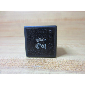 Volkswagen 111953227D Siemens VW Flasher Relay 5WK168 - New No Box