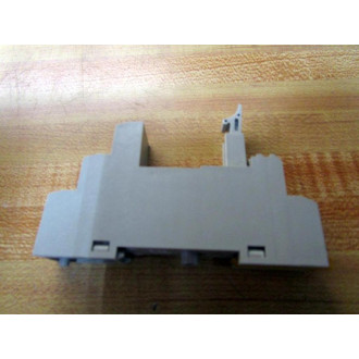Omron P2RF-05-E Relay Base P2RF05E - New No Box