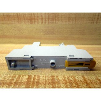 Omron P2RF-05-E Relay Base P2RF05E - New No Box