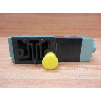 Numatics 152SA400K046T30 Solenoid Valve W228-895B - Used