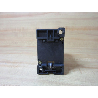 Fuji Electric SRC50-2UX Auxiliary Relay SRC50-2UX-6A - New No Box