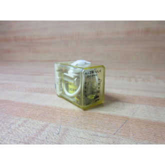 IDEC RH2B-ULC-DC24V Relay RH2B-ULC-24V DC - Used