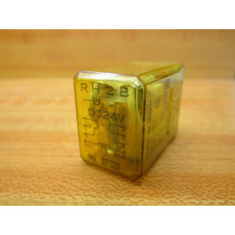 IDEC RH2B-U-DC24V Relay RH2B-U-24V DC . - New No Box
