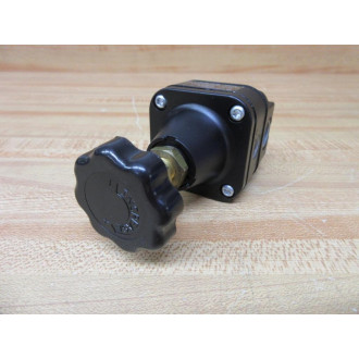 Norgren 11-818-110 Pressure Regulator 11818110 4 Ports WPlugs - New No Box