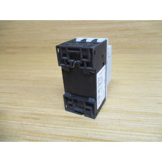 Siemens 3RV1011-1AA10 Circuit Breaker 3RV10111AA10 W 3RV1901-1E - Used