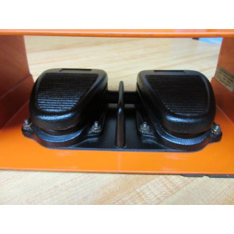 Linemaster Switch TWIN 632-S Clipper Foot Pedal TWIN632S Complete Assembly - Used