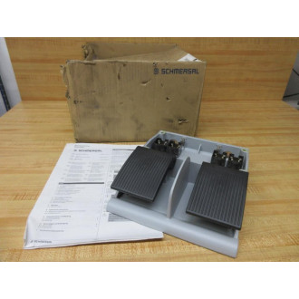 Schmersal T2FH 232-2222 Foot Pedals T2FH2322222 Missing Cover & Shield