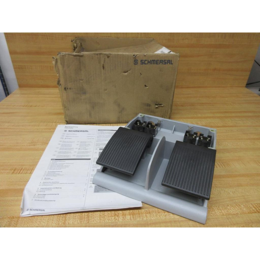 Schmersal T2FH 232-2222 Foot Pedals T2FH2322222 Missing Cover & Shield