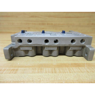 Valvair K258 018 Valve Manifold F5127V-14 - Used
