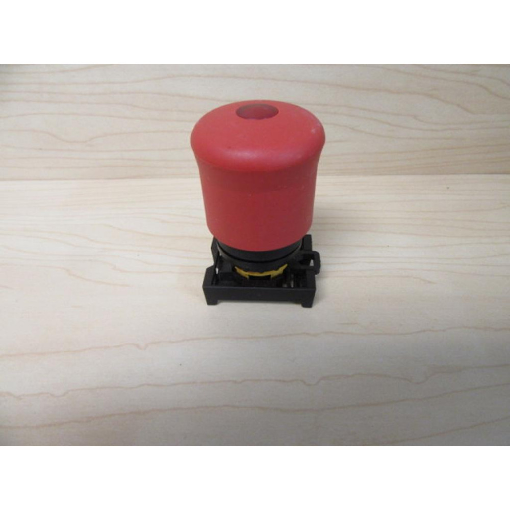 Cutler Hammer M22-PVL Eaton Illum E-Stop Push Button M22PVL WBase - New No Box