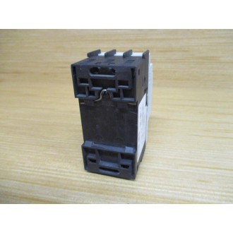 Siemens 3RV1021-1KA15 Circuit Breaker 9-12.5 AMP W 3RV1901-1E - Used