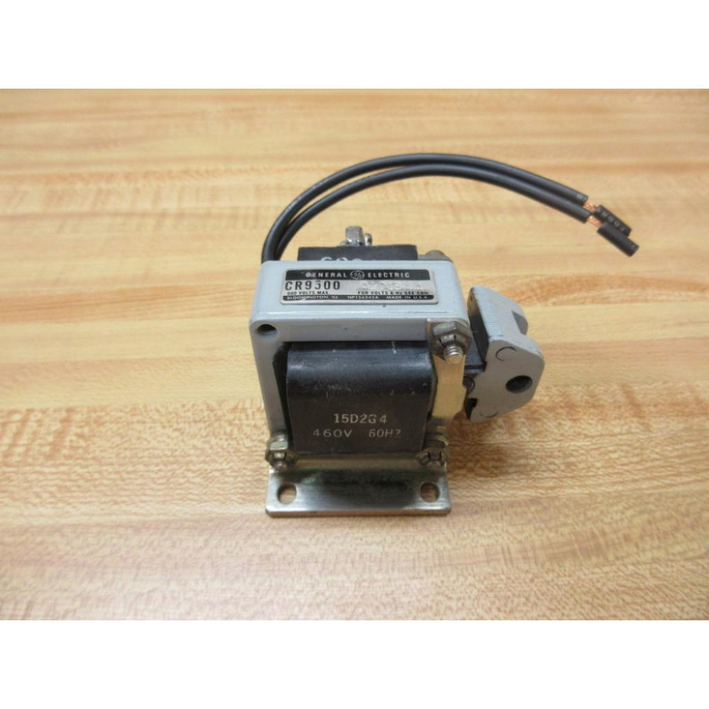 General Electric CR9500A101B4A Solenoid Valve - New No Box