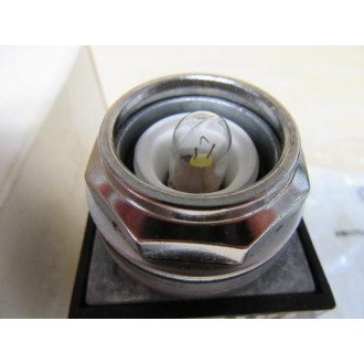 General Electric CR104PLT32 Push Button Switch