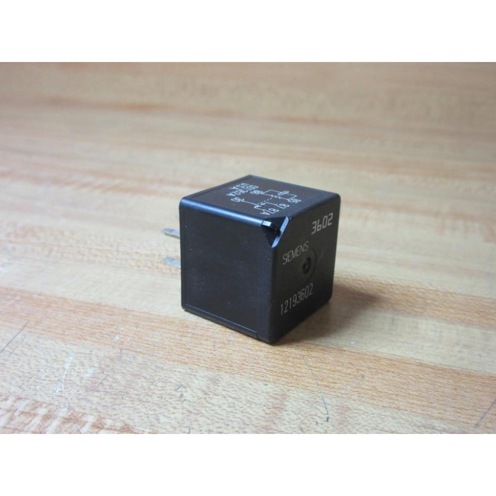 Siemens 12193602 Relay - New No Box