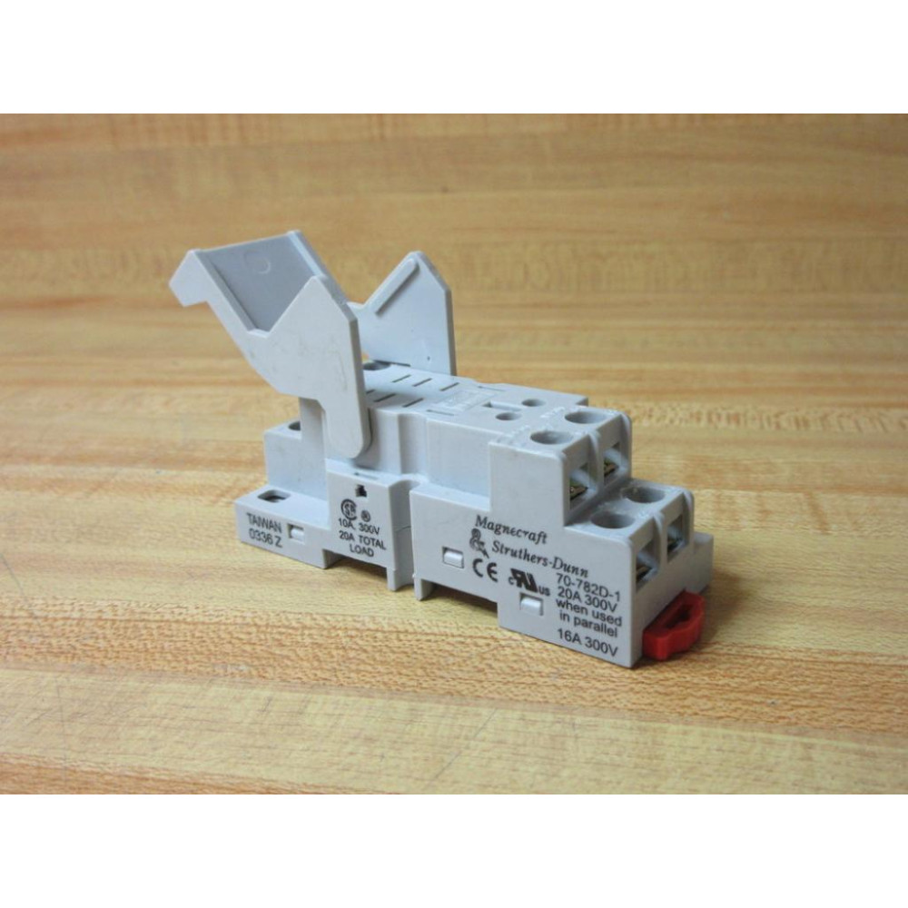 Magnecraft 70-782D-1 Relay Socket 70782D1 - New No Box